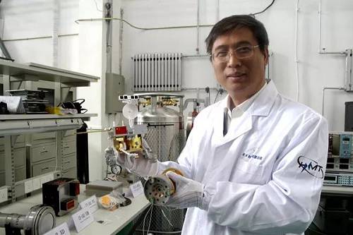 又一巨星陨落！64岁航天顶级专家倒在讲台上，临终遗言竟是道歉