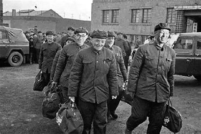 m_220384.jpg m_220384.jpg