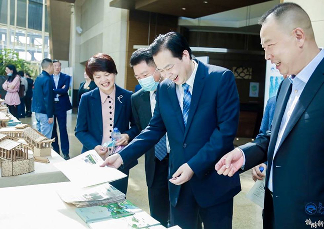 微信图片_20201025165719.jpg 微信图片_20201025165719.jpg