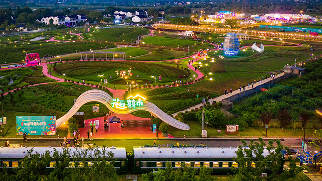 内 5ce697f08103ee36_副本.jpg