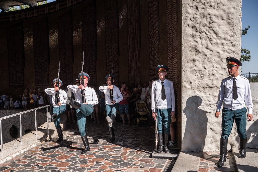 xxStalingrad-slide-EHWM-master1050.jpg xxStalingrad-slide-EHWM-master1050.jpg