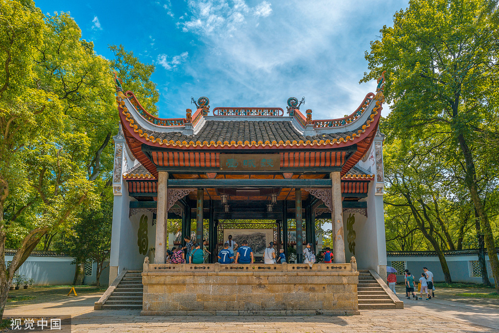 VCG111226788879.jpg VCG111226788879.jpg