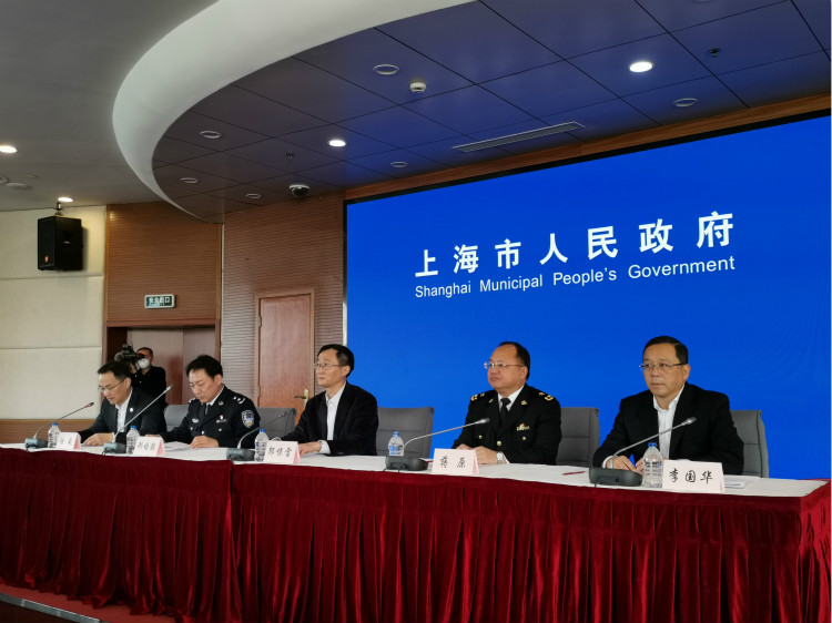 发布会1_meitu_1.jpg 发布会1_meitu_1.jpg