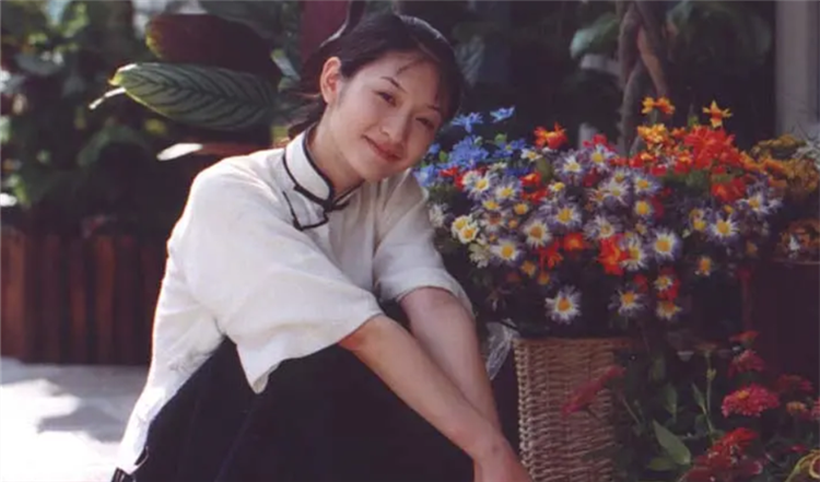 李小冉照片_副本.png 李小冉照片_副本.png