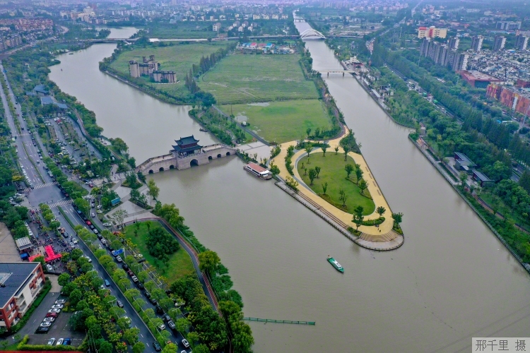 small.jpg?key=beb5080b9wxada5f438b1fe8a6380df2e4a98a7ba6737c8d60