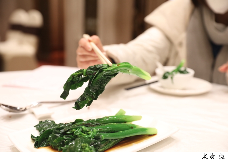 749751_w750.jpg 749751_w750.jpg