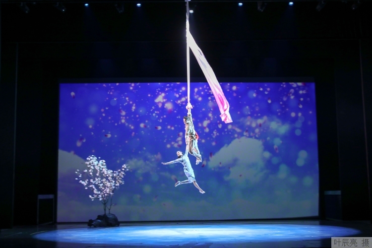 small.jpg?key=beb5080b9wxada5f438b1fe8a6380df2e4a98a7ba6737c8d60 small.jpg?key=beb5080b9wxada5f438b1fe8a6380df2e4a98a7ba6737c8d60