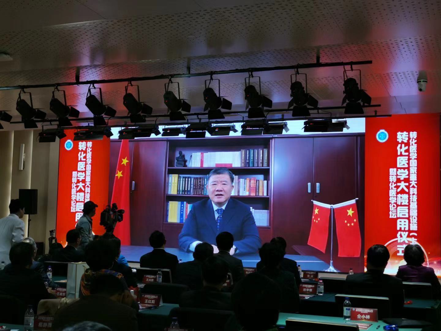 963626889.jpg 963626889.jpg