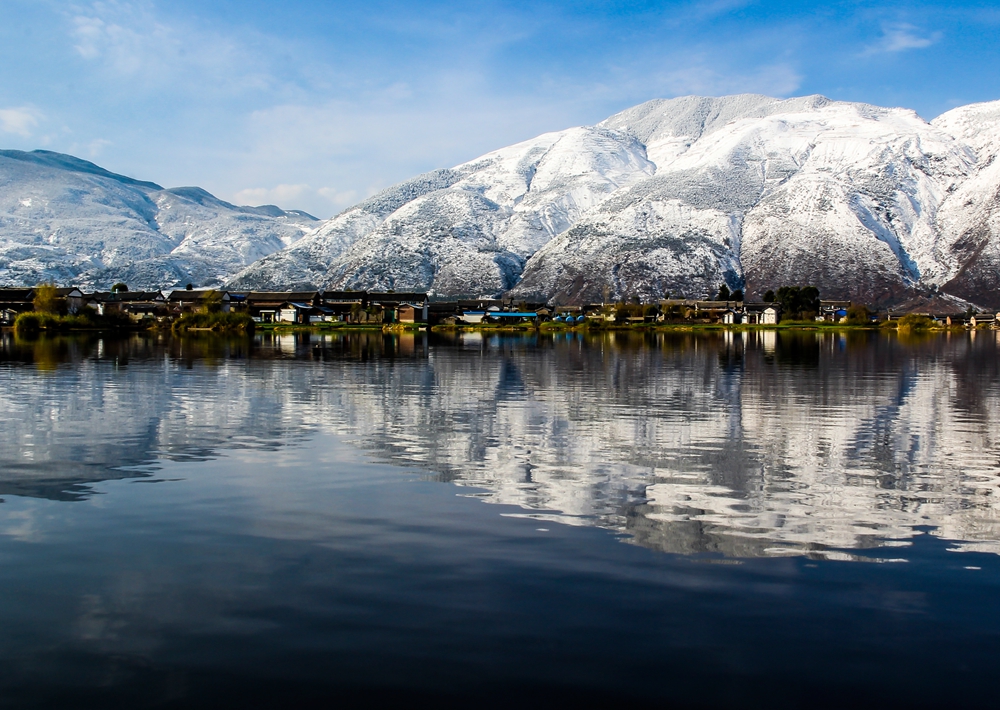 洱源茈碧湖.jpg 洱源茈碧湖.jpg