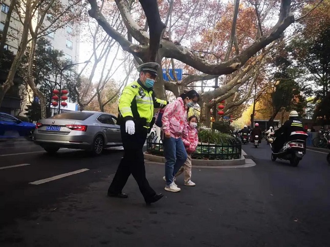 微信图片_20211217104728.jpg